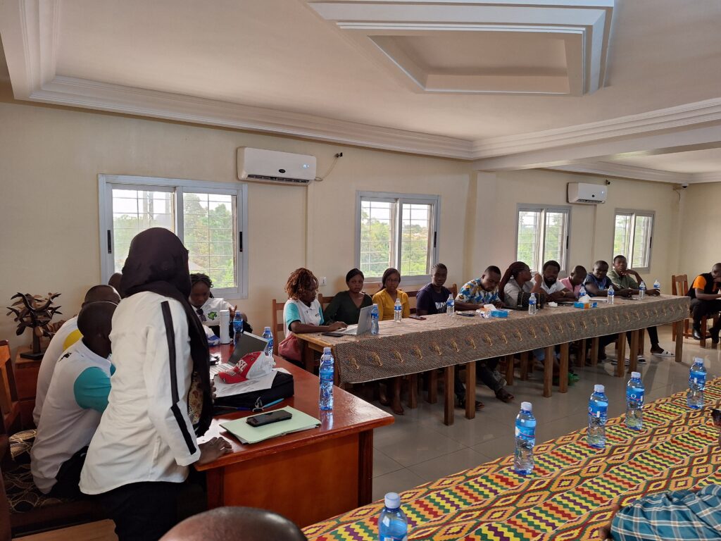 Réunion d’ouverture des activités HIAP avec les partenaires CARE, SUCDEN et Rainforest Alliance